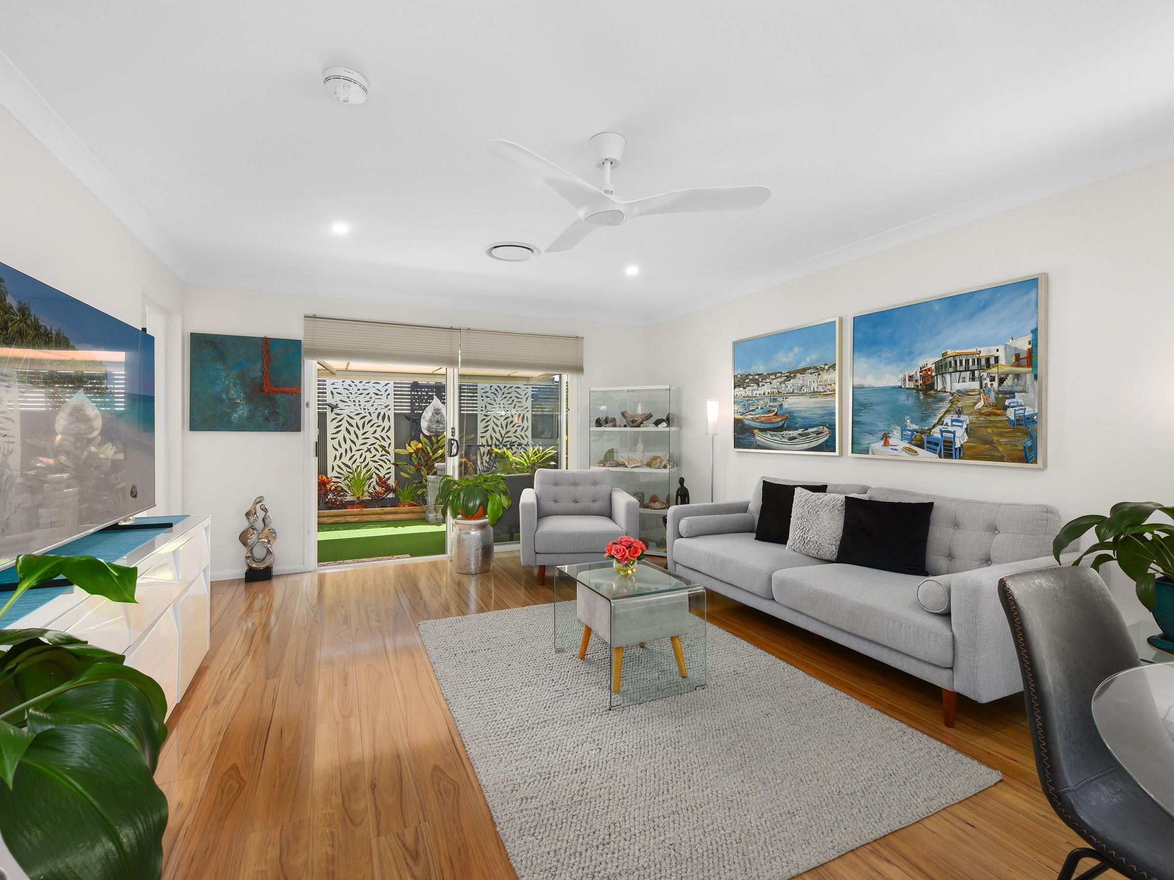 Re-sale Airlie Contemporary 2 Bedrooms plus Study/Media, Lake Cathie ID 118